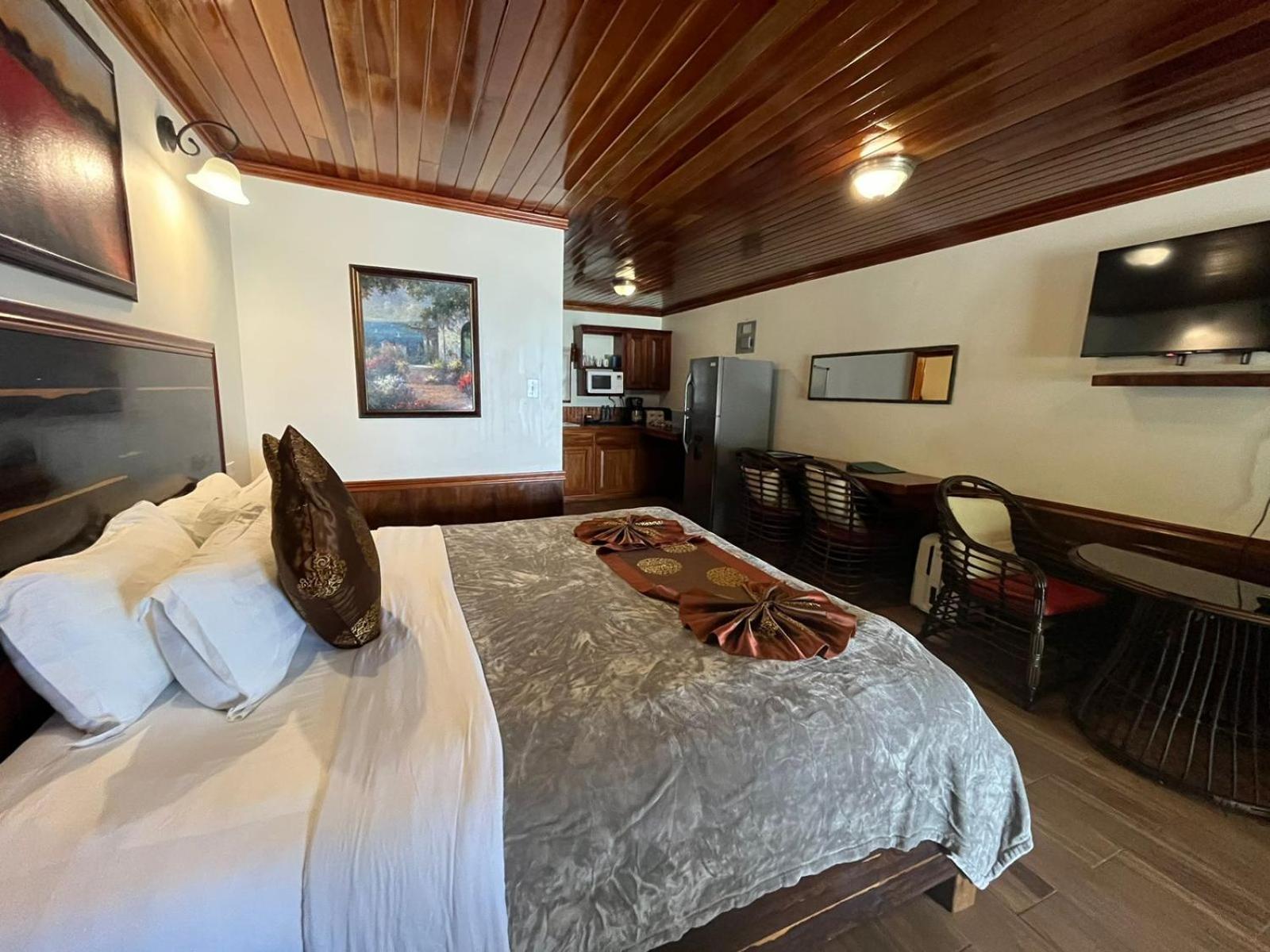 Captain Morgan'S Retreat San Pedro  Extérieur photo