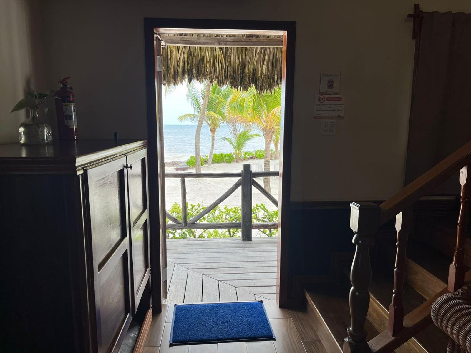 Captain Morgan'S Retreat San Pedro  Extérieur photo