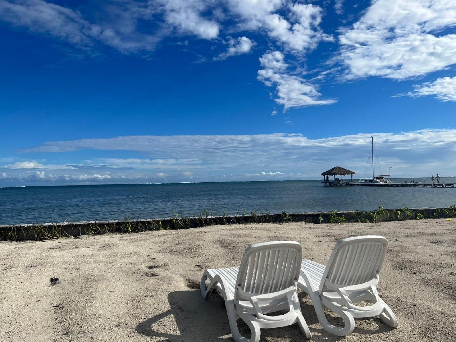 Captain Morgan'S Retreat San Pedro  Extérieur photo