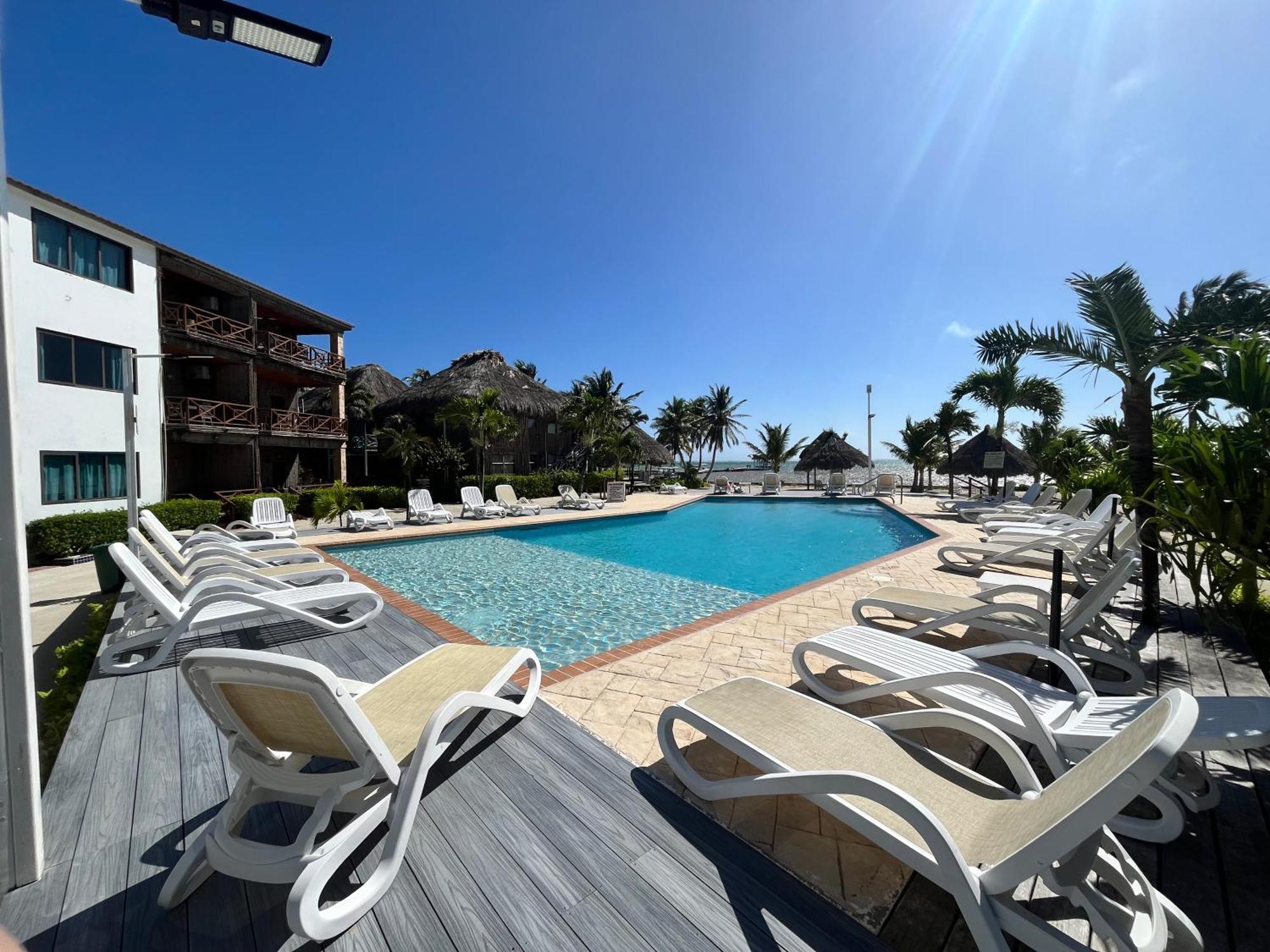 Captain Morgan'S Retreat San Pedro  Extérieur photo
